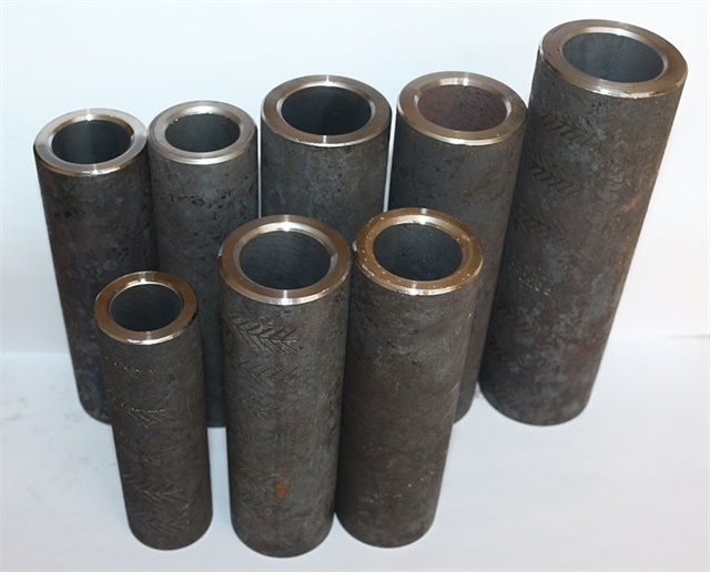 永泰<font style='color:red'>冷挤压套筒</font>设备